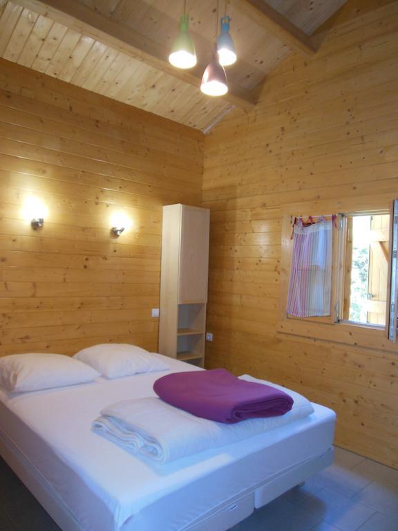 Gites Bon Air Saint-Flour  Kamer foto